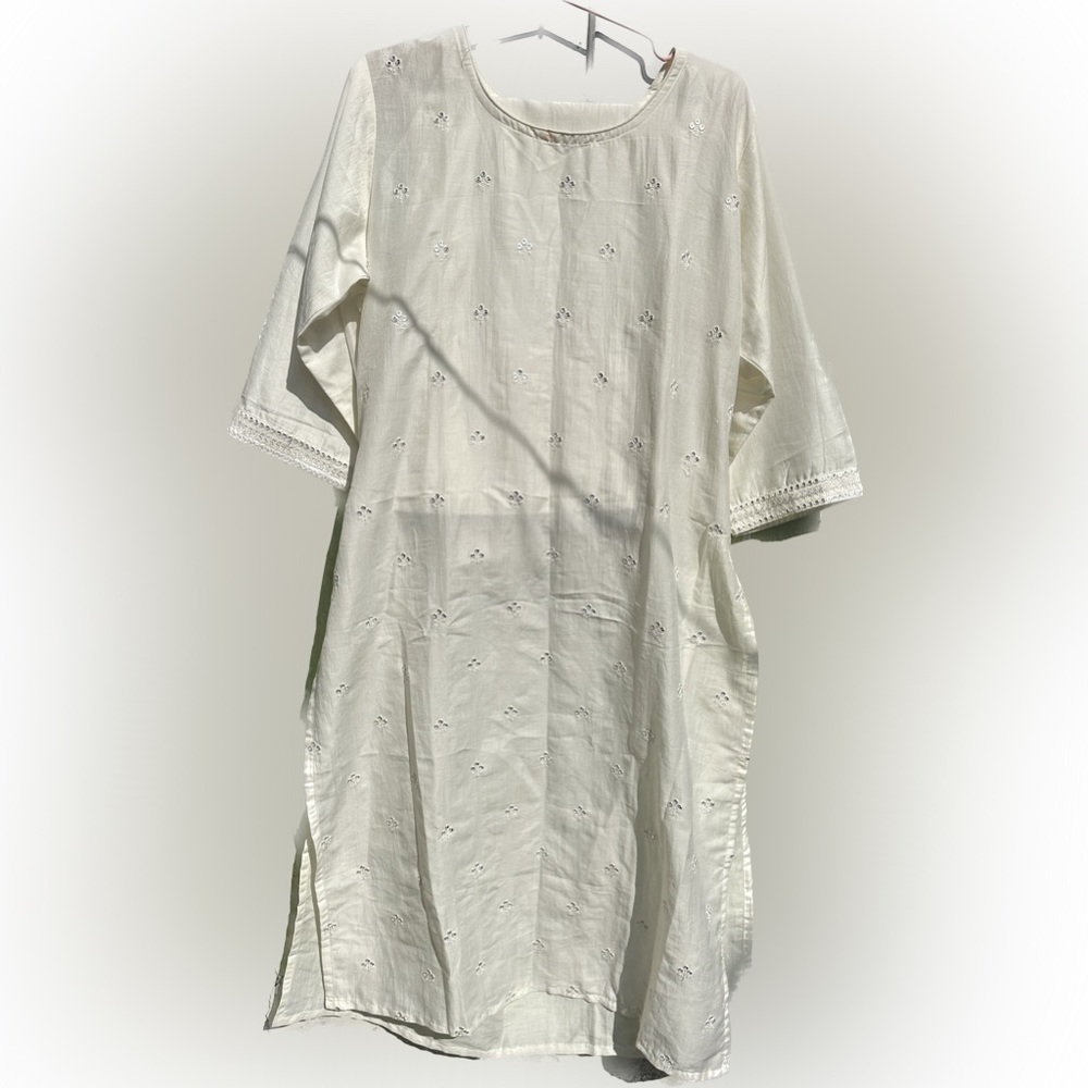 Salwar with pants and dupatta - Picture 4 of 7